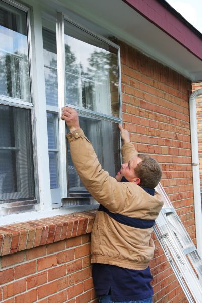 Cost of Storm Windows Replacement in De Pere
